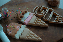 Load image into Gallery viewer, Ice Cream Eco Cutter Set