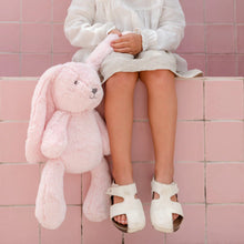 Load image into Gallery viewer, Betsy Bunny