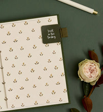 Load image into Gallery viewer, Pen Loop | Verdant