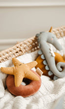 Load image into Gallery viewer, Starfish Rattle