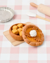Load image into Gallery viewer, Felt Pumpkin Pie Play Food Set