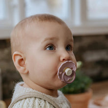 Load image into Gallery viewer, FRIGG Daisy Pacifier SILICONE Size 2 (6-18M)