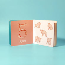 Load image into Gallery viewer, Numbers on the Farm Board Book