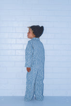 Load image into Gallery viewer, Merino Blend Rib Knit Beanie - Charcoal