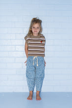Load image into Gallery viewer, Organic Stripe Apple Knit Vest - Oatmilk
