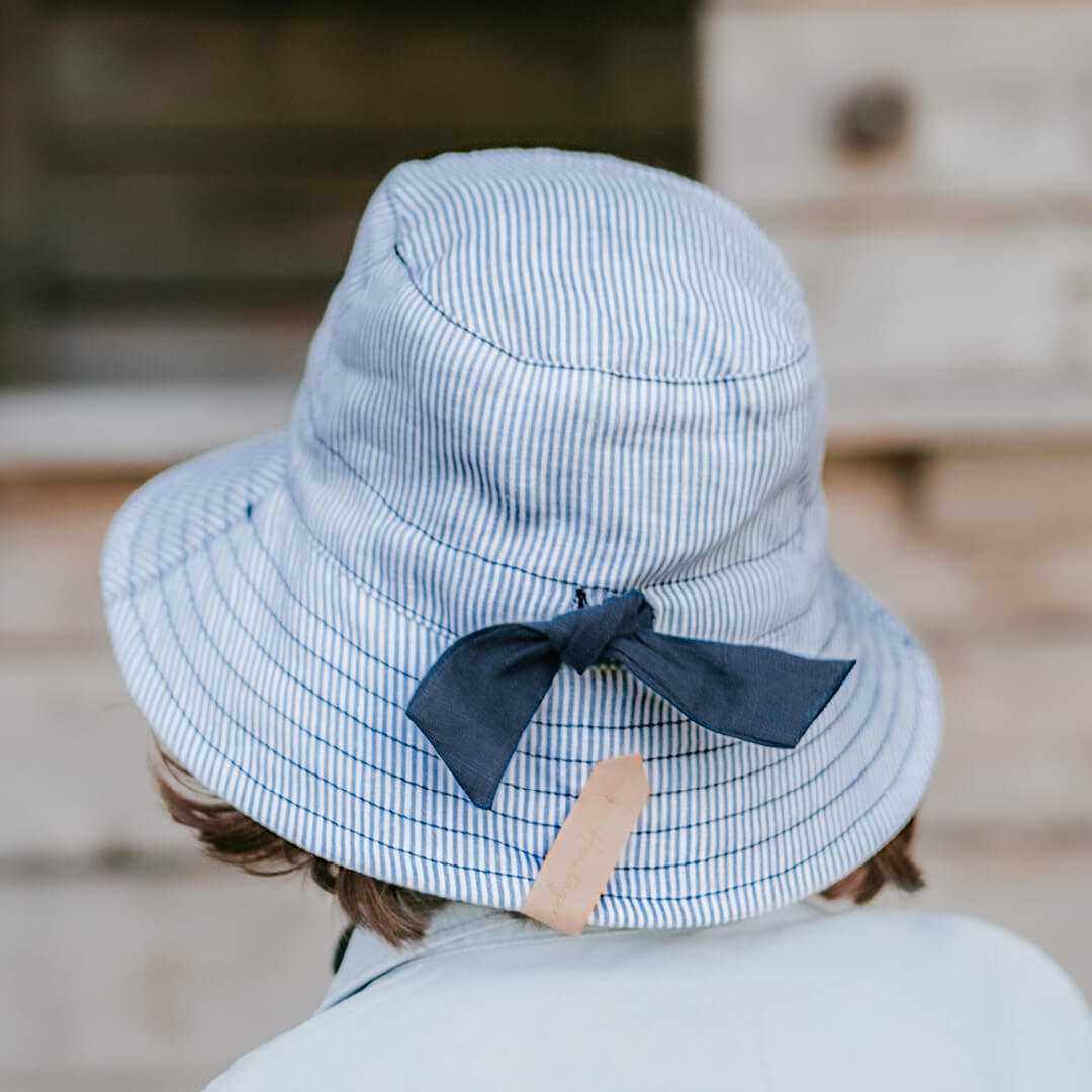 'Explorer' Reversible Classic Bucket Hat | Charlie/Indigo