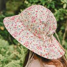 Load image into Gallery viewer, Wanderer' Panelled Bucket Sun Hat - Francesca / Flax