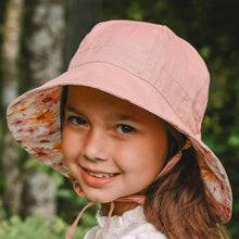 Load image into Gallery viewer, Wanderer' Panelled Bucket Sun Hat - Peggy / Rosa