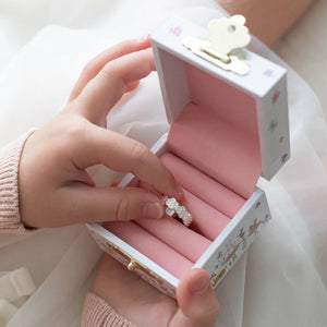 Daisy Chain Ring