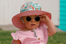 Load image into Gallery viewer, Baby Daisy 0-2yr | Crystal Yellow with White Heart