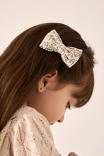 Load image into Gallery viewer, Organic Cotton Bow 2pc | Ariella Eggnog