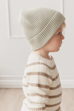 Load image into Gallery viewer, Leon Knitted Beanie - Raindance