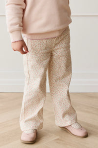 Yvette Pant | Penelope Rose