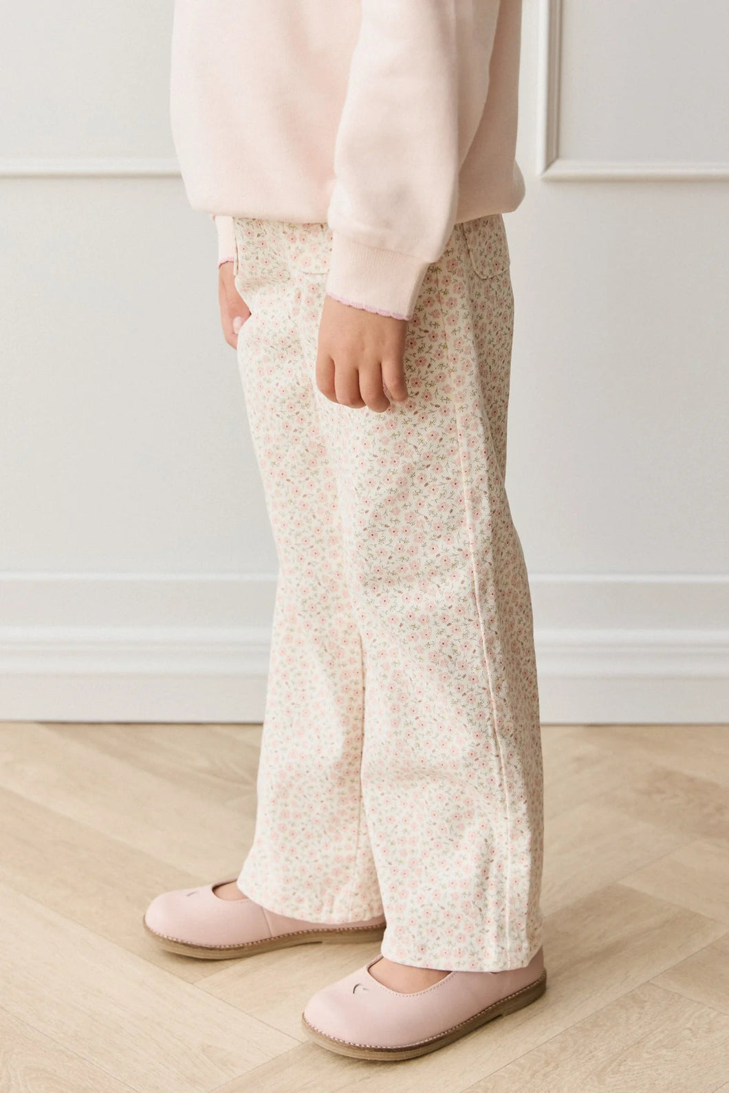 Yvette Pant | Penelope Rose