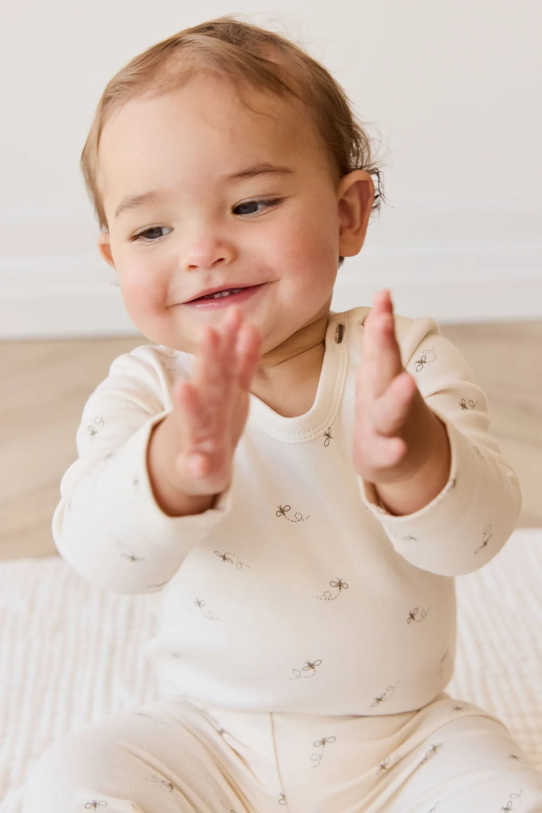 Organic Cotton Fernley Bodysuit - Bumblebees