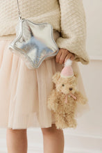 Load image into Gallery viewer, Snuggle Bunnies - Arthur Keyring - Fairy