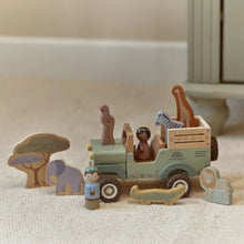 Load image into Gallery viewer, Safari Friends Wooden Safari Car with Animals