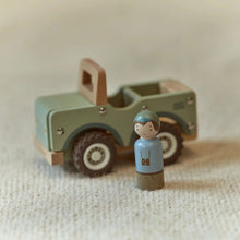 Load image into Gallery viewer, Safari Friends Wooden Safari Car