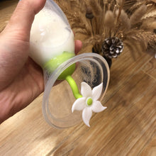 Load image into Gallery viewer, Silicone Breast Pump Flower Stopper