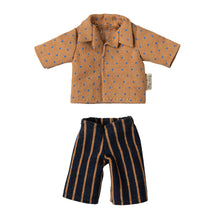 Load image into Gallery viewer, Maileg Shirt and Striped Pants Dad Mouse