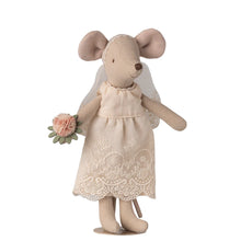 Load image into Gallery viewer, Maileg Wedding Mice Couple in Box Mum and Dad