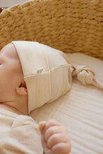 Load image into Gallery viewer, Merino Beanie - Natural