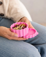 Load image into Gallery viewer, Silicone Scallop Tub | Floss