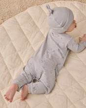 Load image into Gallery viewer, Cloud Knotted Baby Hat