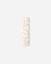 Load image into Gallery viewer, Floral Vine Swaddle