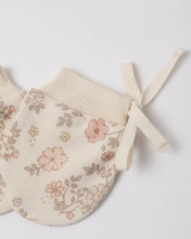 Load image into Gallery viewer, No Scratch Mittens, Set Of 2 Floral Vine, Dusty Rose