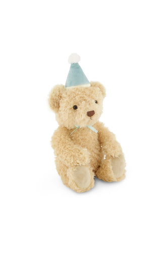 Snuggle Bunnies | Birthday Arthur | Sky