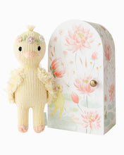 Load image into Gallery viewer, Tiny Flora the Duckling (Mauve)