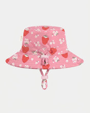 Load image into Gallery viewer, Swim Sunhat Twinkle Strawberry UPF 50+