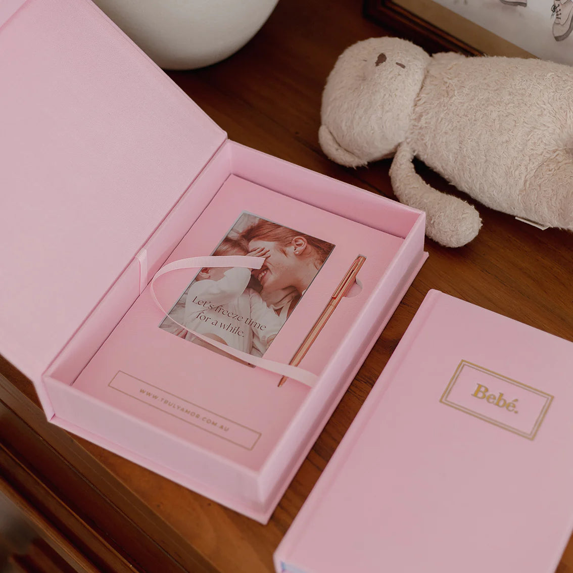 Bebé Baby Book With Keepsake Box And Pen