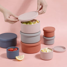 Load image into Gallery viewer, Round Silicone Food Container Set