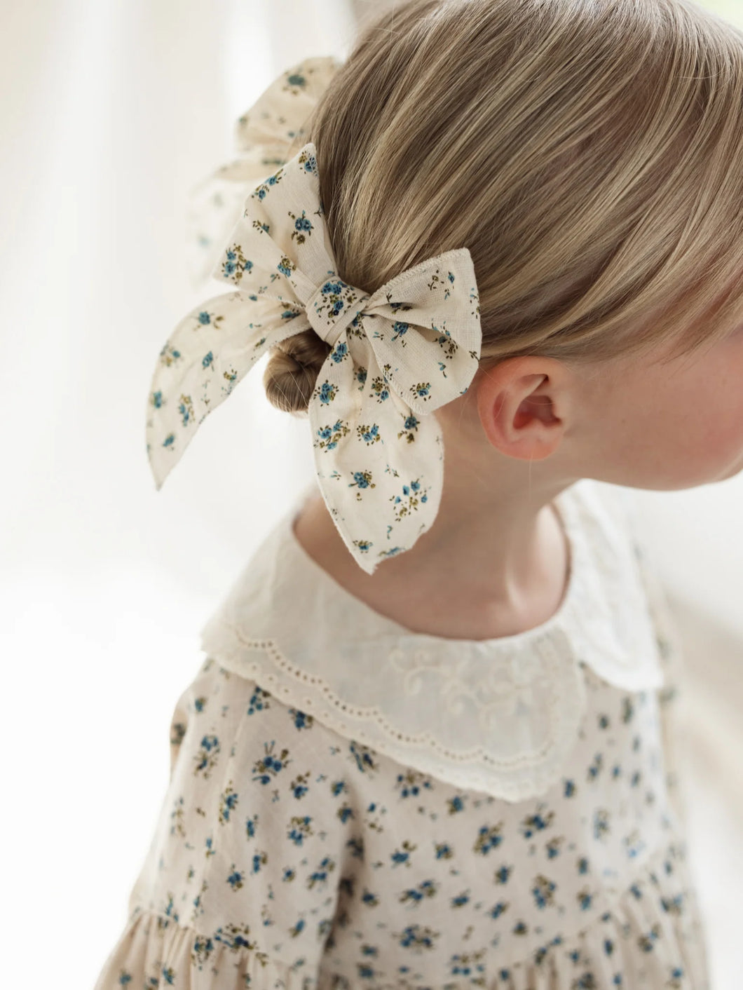 Cotton Bow | Tea Party
