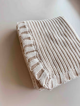 Load image into Gallery viewer, Chunky Knit Blanket | Oat