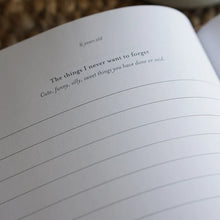 Load image into Gallery viewer, Bebé Baby Book With Keepsake Box And Pen