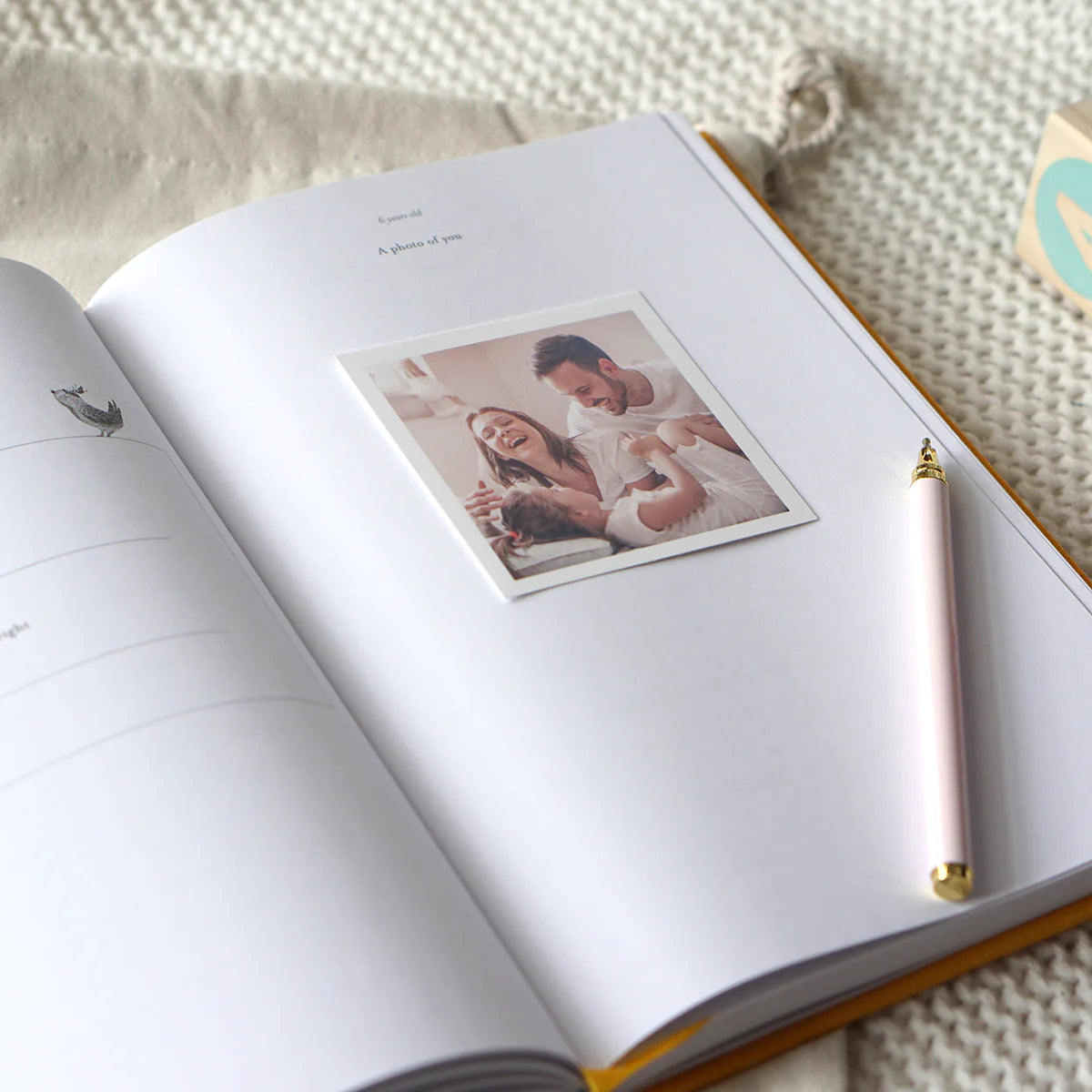 Bebé Baby Book With Keepsake Box And Pen