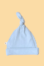 Load image into Gallery viewer, Bamboo Stretch Beanie