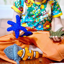 Load image into Gallery viewer, Australian Coral Reef Under the Sea - Finger Puppet Set