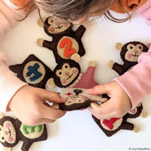 Load image into Gallery viewer, Five Little Monkeys, Finger Puppet Set