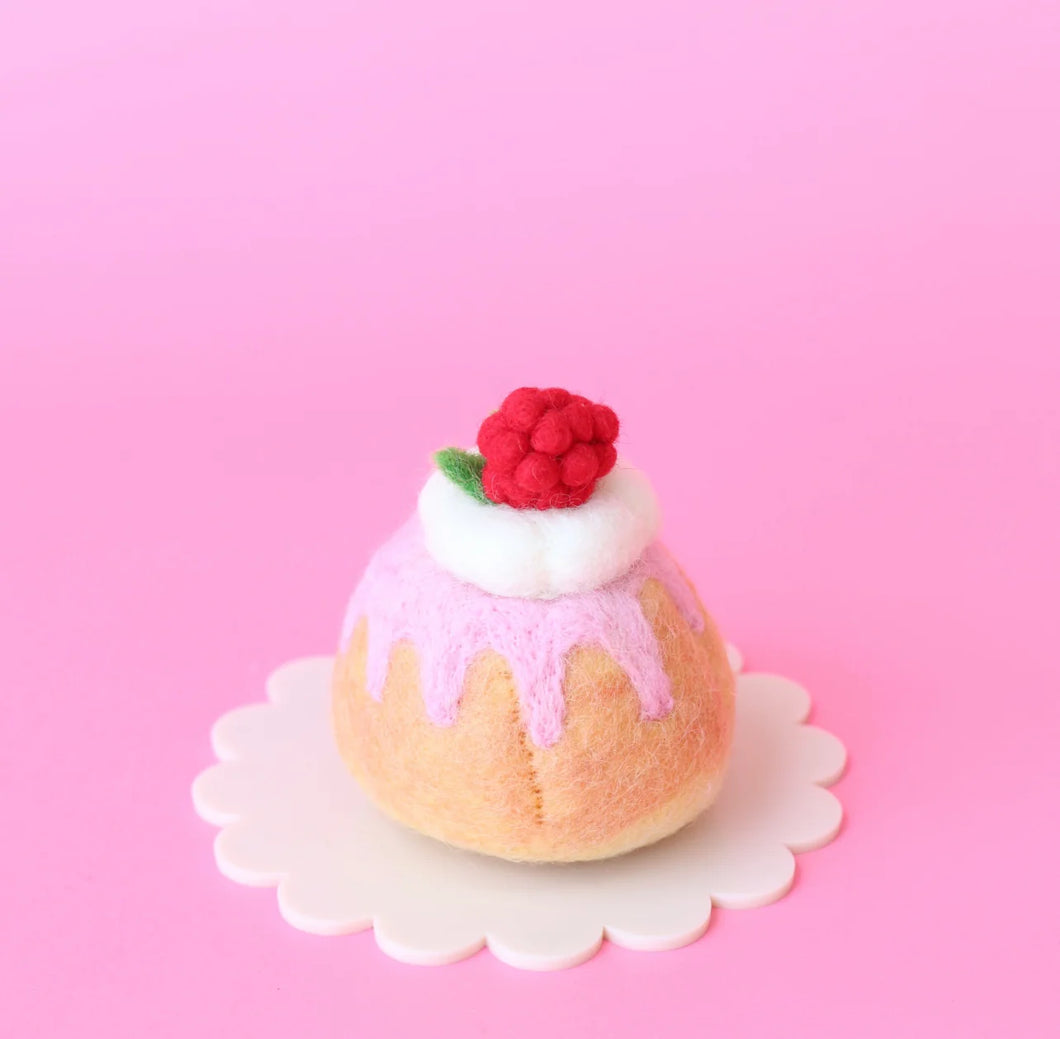 Raspberry Sponge Cake | 1pc