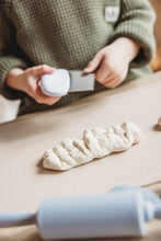 Load image into Gallery viewer, Kids Wavy Chopper Knife