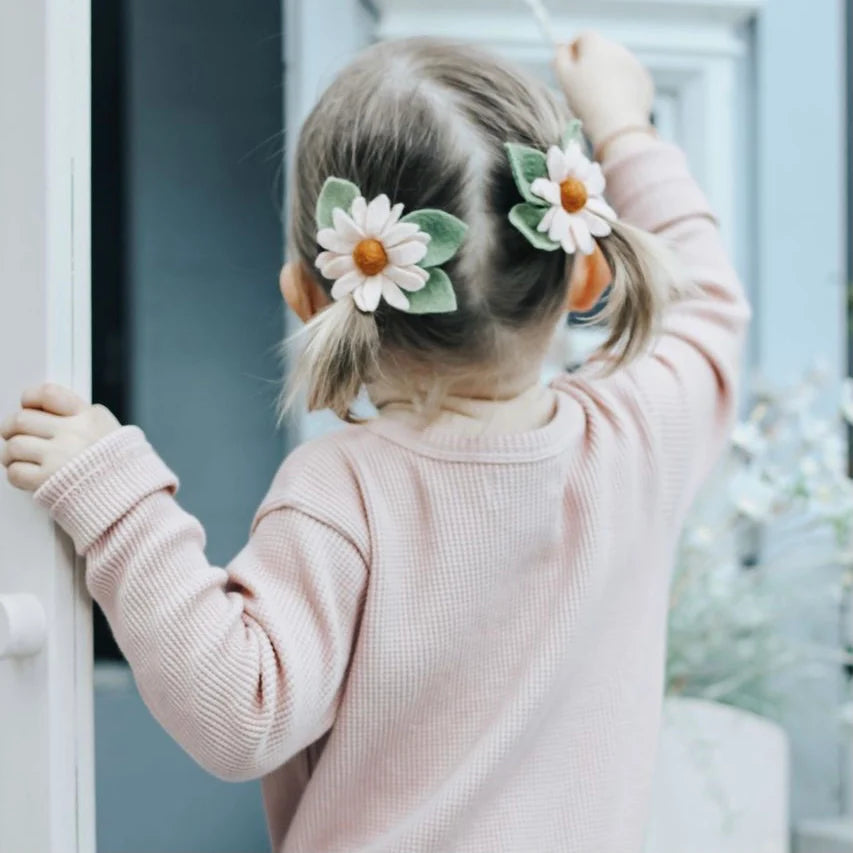 Daisy Piggy Clips | Neutral Pink