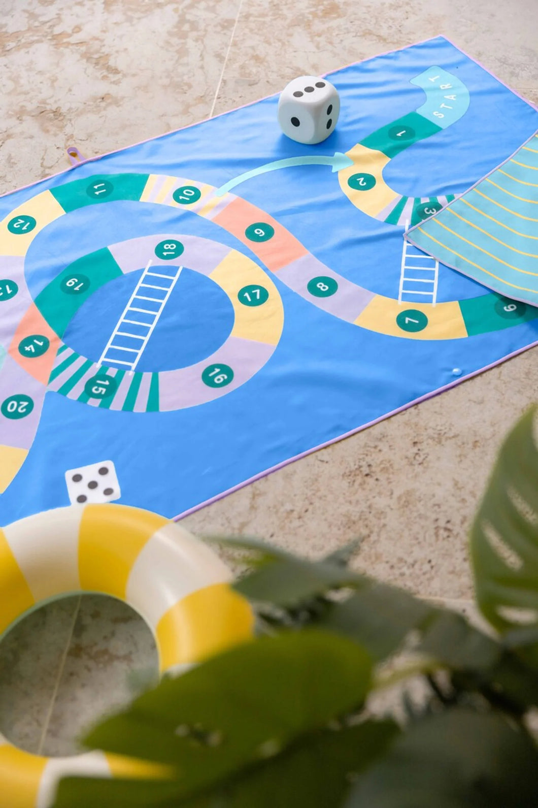 Snakes and Ladders Playtowel | M | 140x70cm