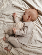 Load image into Gallery viewer, Moonie Organic Humming Seal | Polar