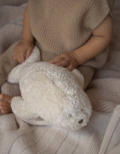 Load image into Gallery viewer, Moonie Organic Humming Seal | Polar