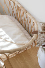 Load image into Gallery viewer, Wool Wrap Natural