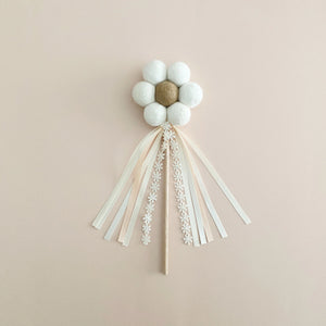 Daisy Flower Wand | Neutral